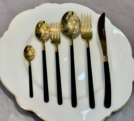 36 Piece Cutlery Set. Black and Gold